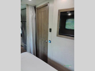 2020 Dynamax Isata 5 — photo 39 view