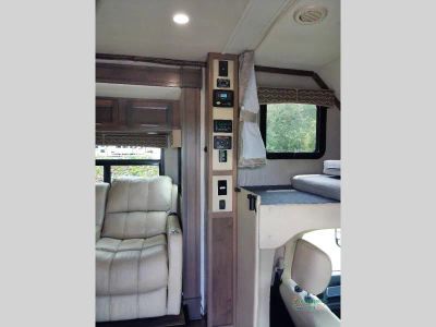 2020 Dynamax Isata 5 — photo 33 view