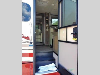 2020 Dynamax Isata 5 — photo 31 view