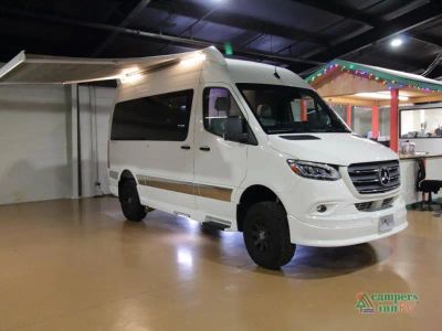 2025 Grech RV Turismo-ion AWD in GREY WHITE — front three-quarter view