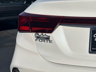 2023 Kia Forte LXS - Photo 13