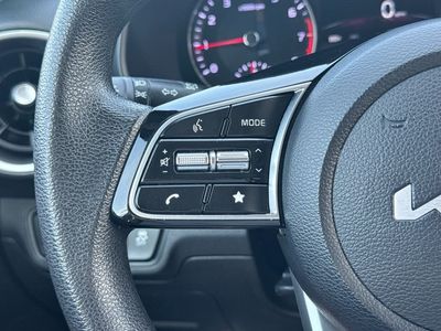 2023 Kia Forte LXS - Photo 25