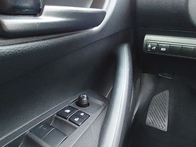 2024 Toyota Corolla — photo 13 view