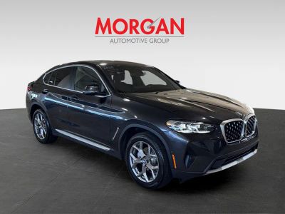 2025 BMW X4 — side profile view