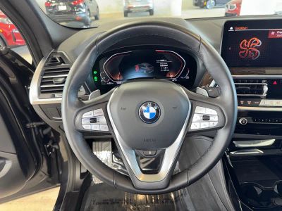 2025 BMW X4 — photo 18 view