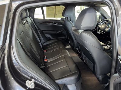 2025 BMW X4 — photo 16 view