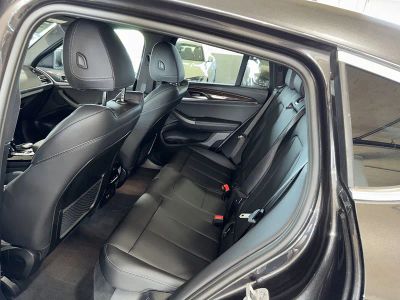2025 BMW X4 — photo 10 view