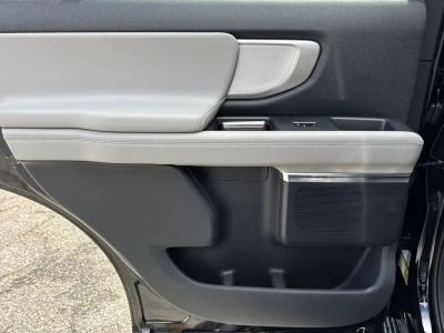 2026 Ford Expedition - Photo 22