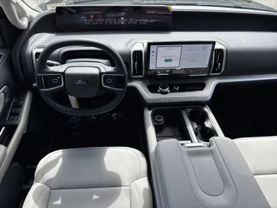 2026 Ford Expedition - Photo 24