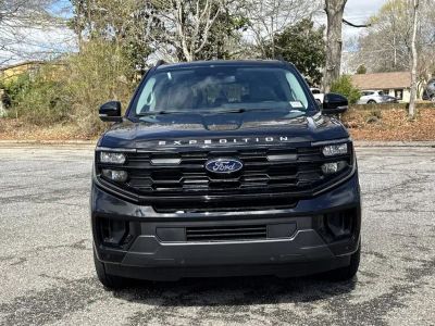 2026 Ford Expedition - Photo 2