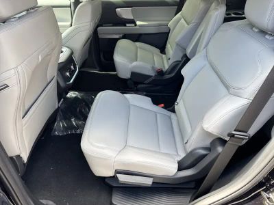 2026 Ford Expedition - Photo 21