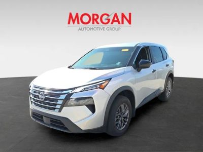 2024 Nissan Rogue — photo 8 view