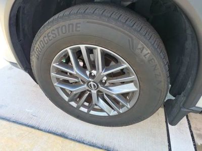 2024 Nissan Rogue — photo 10 view