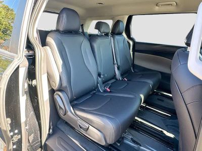 2026 Kia Carnival — photo 28 view