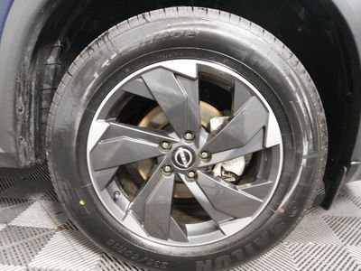 2025 Nissan Rogue — photo 10 view
