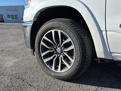 2025 RAM 1500 — detail view