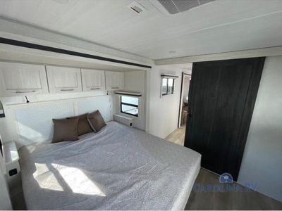2025 Forest River Grand Surveyor - Photo 11