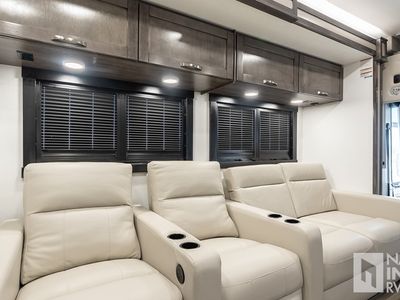 2026 Jayco Precept - Photo 11