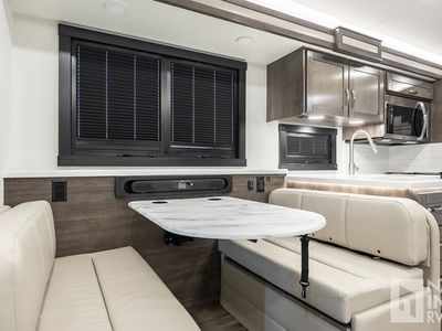 2026 Jayco Precept - Photo 12