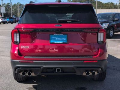 2025 Ford Explorer - Photo 4
