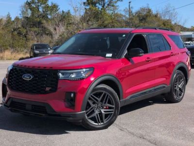 2025 Ford Explorer - Photo 1