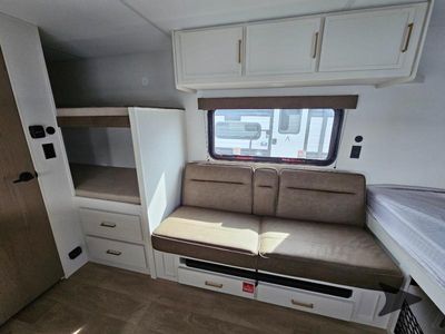 2026 Grand Design Transcend One - Photo 10