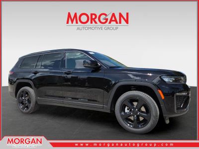 2026 Jeep Grand Cherokee L Limited in Black — front three-quarter view