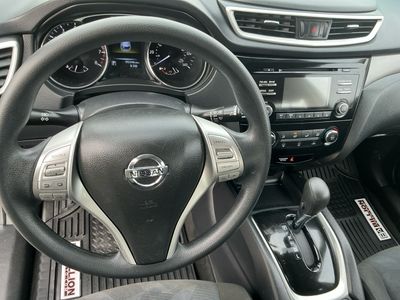 2016 Nissan Rogue - Photo 14