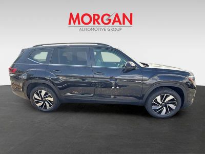 2026 Volkswagen Atlas — photo 8 view