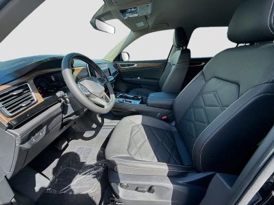 2026 Volkswagen Atlas — photo 16 view