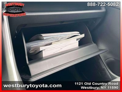 2024 Toyota RAV4 Prime - Photo 29