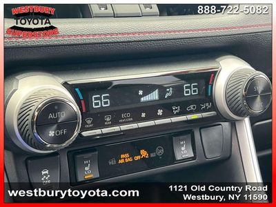 2024 Toyota RAV4 Prime - Photo 31