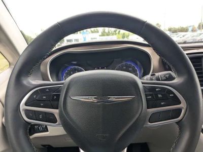 2023 Chrysler Voyager — photo 25 view
