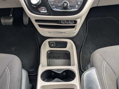 2023 Chrysler Voyager — photo 19 view
