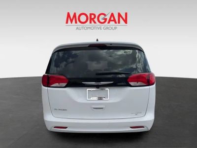 2023 Chrysler Voyager — detail view