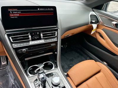 2026 BMW 8 Series — photo 17 view