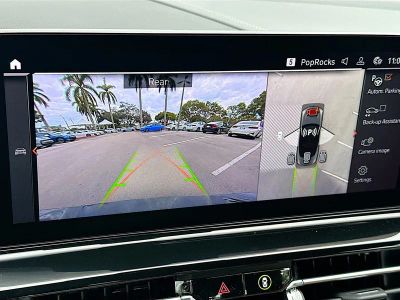 2026 BMW 8 Series — photo 12 view
