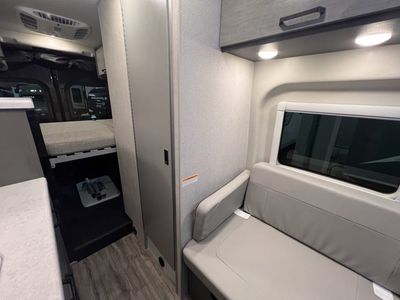2026 Thor Motor Coach PALLADIUM - Photo 5