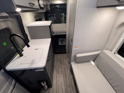 2026 Thor Motor Coach PALLADIUM - Photo 3