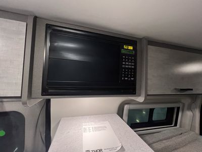 2026 Thor Motor Coach PALLADIUM - Photo 10