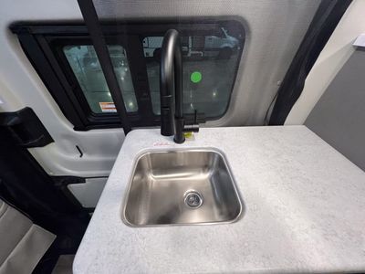 2026 Thor Motor Coach PALLADIUM - Photo 8