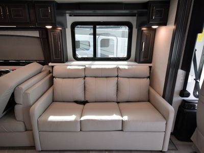 2026 Fleetwood DISCOVERY LXE - Photo 17