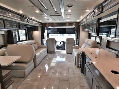 2026 Fleetwood DISCOVERY LXE - Photo 3