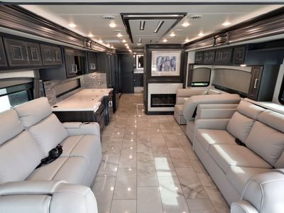 2026 Fleetwood DISCOVERY LXE - Photo 6