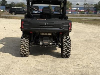 2026 Can-Am Defender MAX X mr HD11 with half-doors Dark Wildland Camo - Photo 9