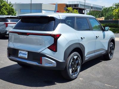 2027 Kia Seltos — rear three-quarter view