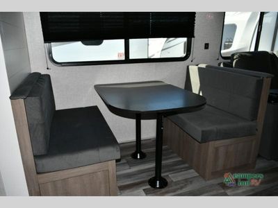 2025 Jayco Jay Flight SLX - Photo 10