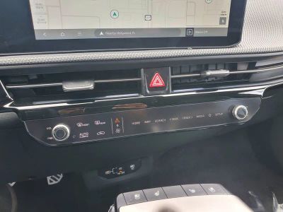 2025 Kia EV6 — photo 21 view