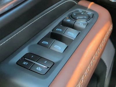 2023 GMC Yukon — photo 26 view