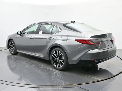 2026 Toyota Camry - Photo 3